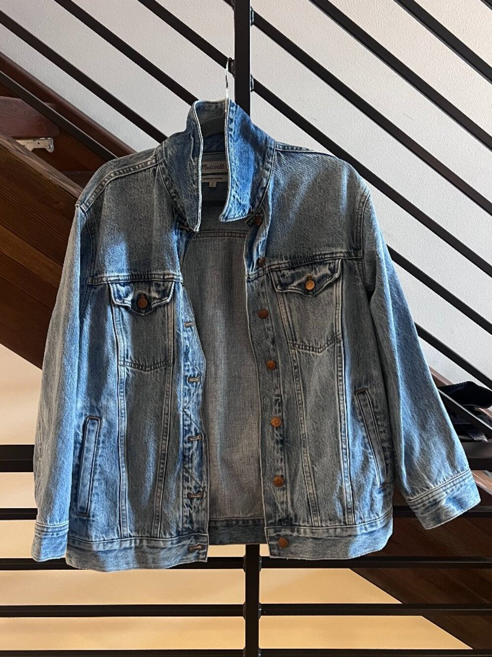 Madewell Oversized Trucker Jean Jacket (Medium) [Like New]